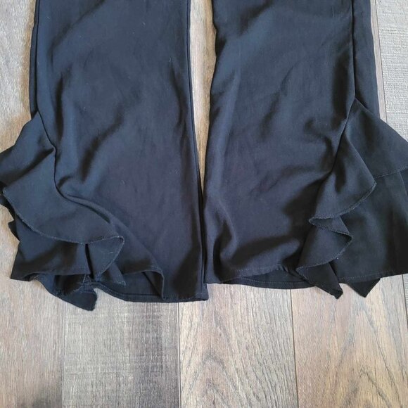 2 Xtremz Dress pants with ruffle pant cuffs and metal ring belt - Picture 5 of 11